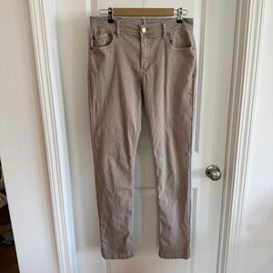 Mugsy Bucks Jeans sz 32x32 Taupe Gray Tapered Stretch FLX8NBR Crazy Comfortable